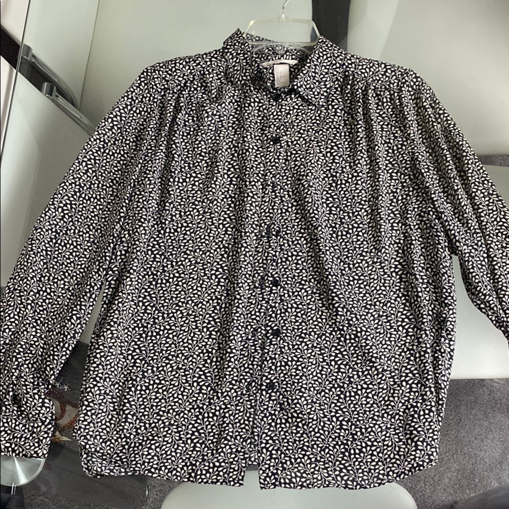 Black and White Patterned Blouse